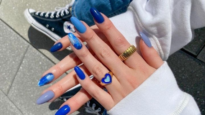 Tendencia en uñas: El azul peltre se apodera de tus manos esta temporada