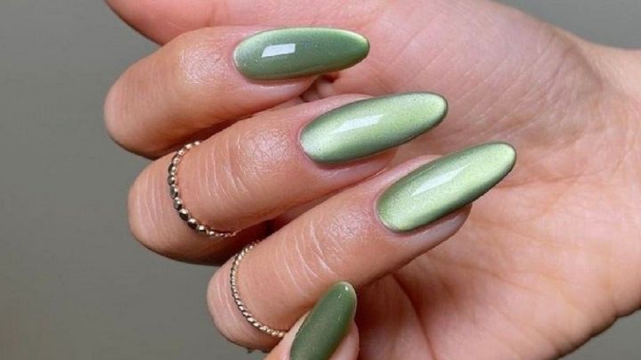Transforma tu próxima manicura en una obra de arte con las uñas velvet