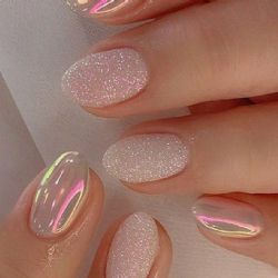Elegancia sin esfuerzo: la forma de uñas más chic del 2025