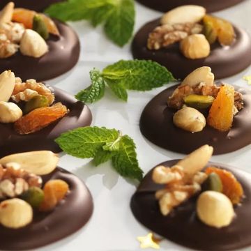 Bocaditos de chocolate con frutos secos: una receta artesanal con variantes para enamorar el paladar
