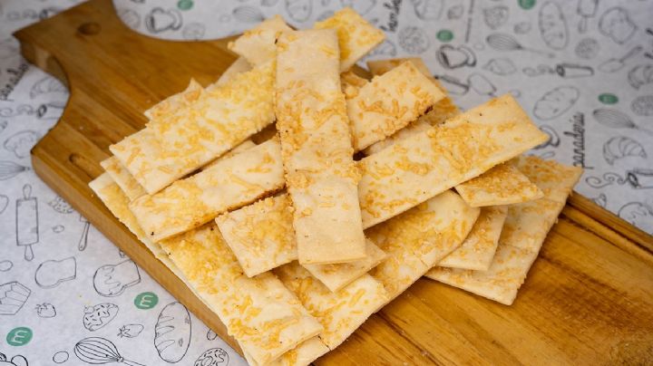 Talitas de queso: la receta exprés que hará brillar tu picada