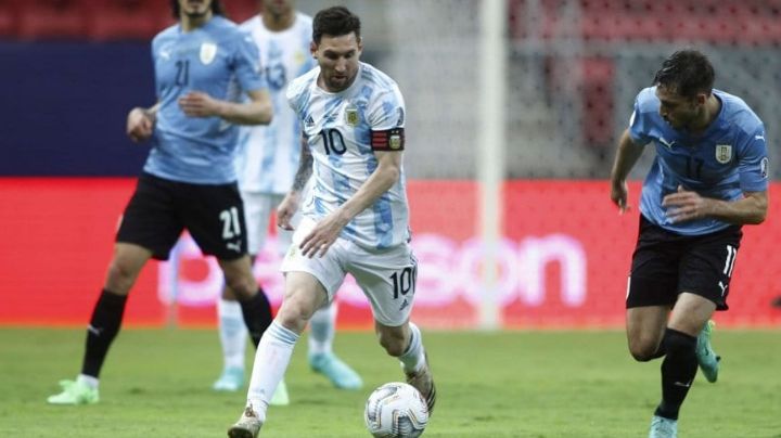 La selección argentina recibe a Uruguay en el Monumental