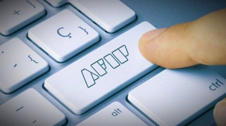 AFIP: monotributistas deben abonar sus obligaciones a través de medios electrónicos