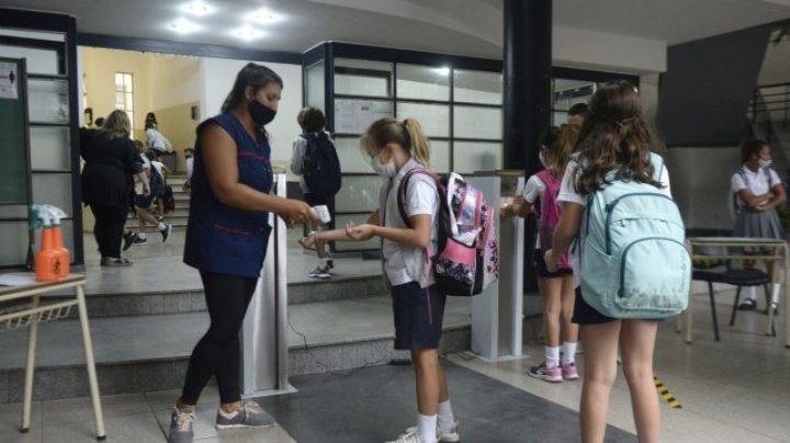 Qué pasa con los alumnos de riesgo y las escuelas privadas