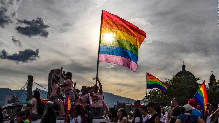 Chile avanza hacia una ley de matrimonio igualitario