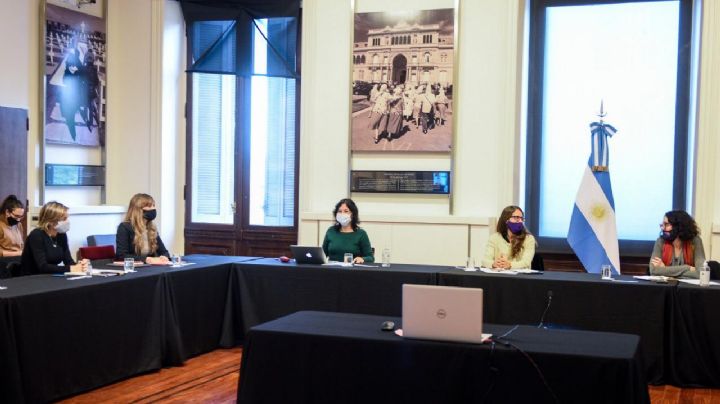 Colectivo Mujeres Gobernando: "Desde el Estado se ampliaron derechos"