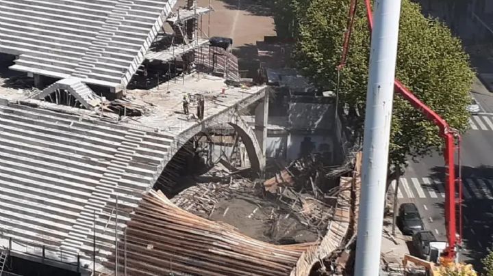 Se derrumbó una tribuna en construcción en el estadio de Ferro: ¿son seguros los estadios?