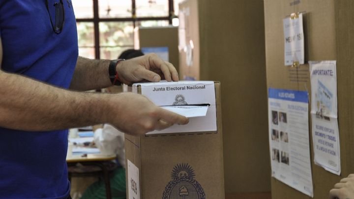 PASO 2021: extranjeros residentes podrán votar en CABA sin inscribirse