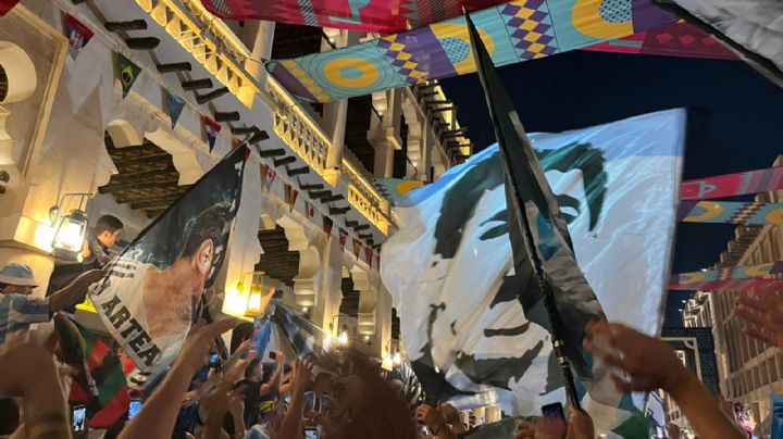 Pura pasión, así viven los hinchas argentinos en Qatar la previa de Argentina vs. México