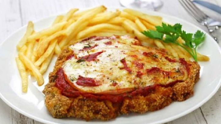 Milanesas de coliflor a la napolitana, una receta deliciosamente imperdible