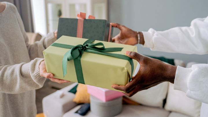 Estos son los regalos que el Feng Shui te sugiere hacer para atraer el dinero