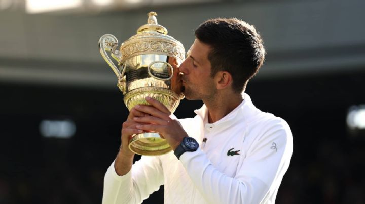 Novak Djokovic lo logró sobre el césped de Wimbledon
