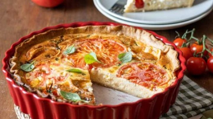 Tarta salada de queso con tomates: una receta rendidora para tus almuerzos y cenas