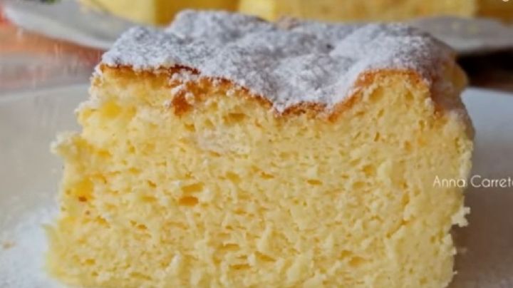 Receta de pastel esponjoso sin harina y con solo 4 ingredientes