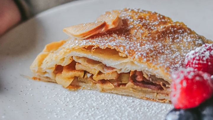 Strudel de manzana, una receta sin azúcar y sin amasar