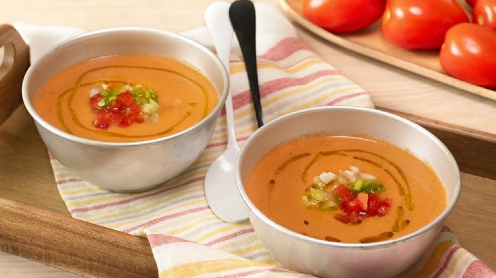 Gazpacho Andaluz, la receta económica de semana santa que no te puedes perder