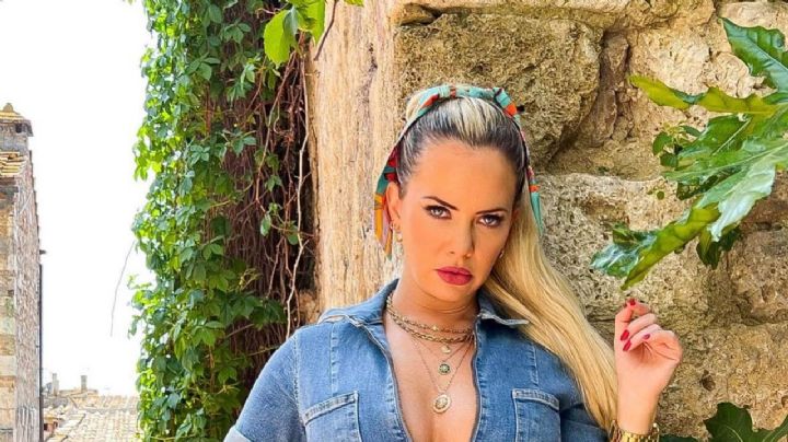 Alejandra Maglietti comenzó la semana con un total denim look de ensueño