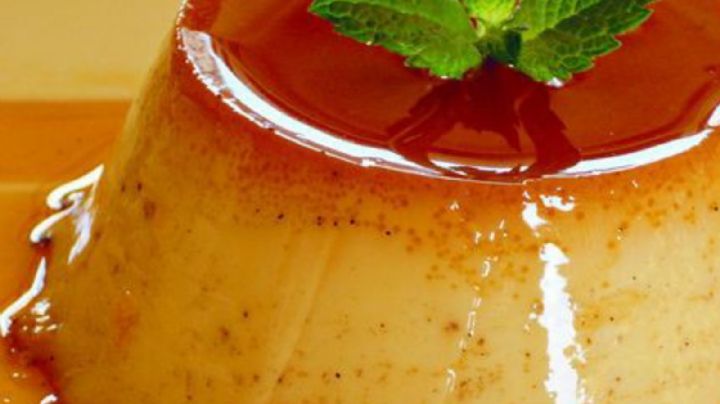 Flan fit al microondas, una receta proteíca, sin azúcar, baja en grasas y la preparas en tan solo 2 minutos