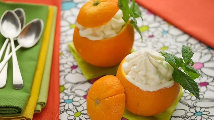 Si tienes 4 naranjas y crema de leche con esta receta te salvo el postre