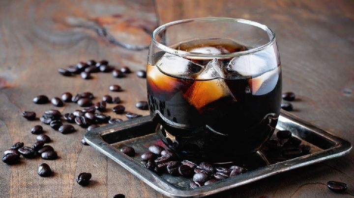 Licor de café, una receta tan fácil que puedes prepararla en 5 minutos