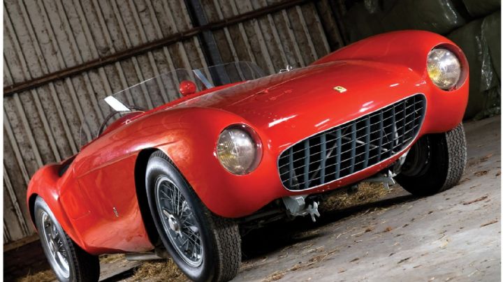 La increíble suma que se pagó por una Ferrari destruida y con más de 70 años