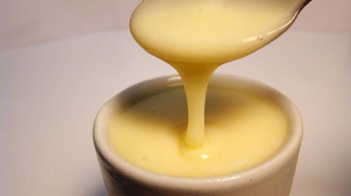 Leche condensada casera, la receta que te permitirá darle el toque personal a muchas recetas