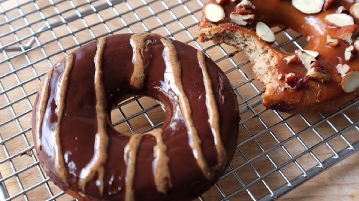 Donas, una receta sin gluten, sin lactosa y sin azúcar, ideal para desayunos y meriendas saludables