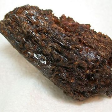 Painita: significado, características y usos de uno de los minerales más raros del mundo