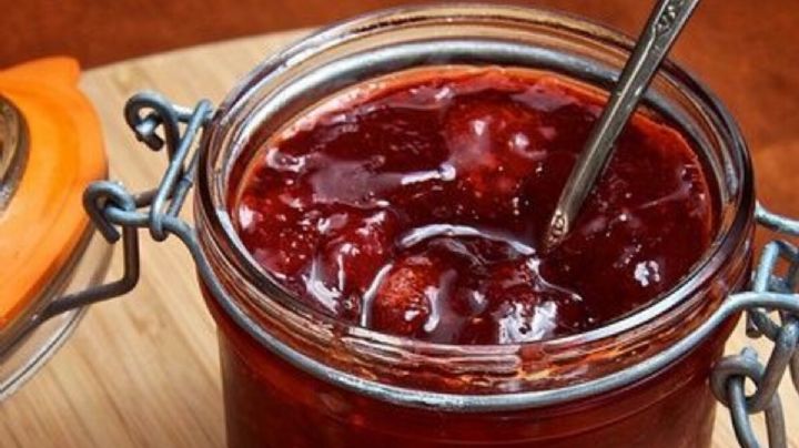 Mermelada de frutilla y albahaca: una receta tan única como imperdible