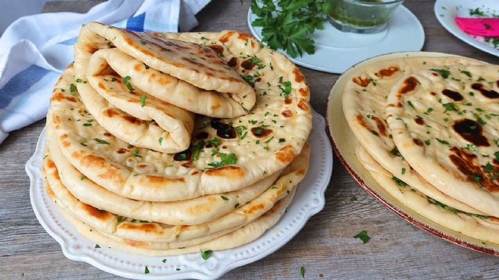 Prepárate para una viaje culinario con esta receta de pan naan que te llevará al corazón de la India