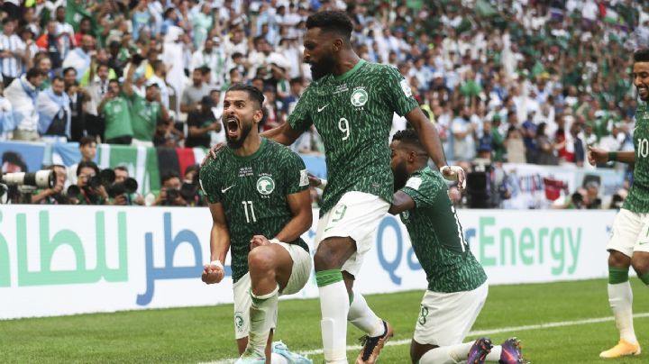 ¡Increíble!: En Arabia Saudita ofrecen un sueldo de 50 mil dólares para jugar al fútbol