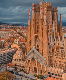 Barcelona: La Sagrada Familia, el sueño eterno de Gaudí, cada vez más cerca de completarse