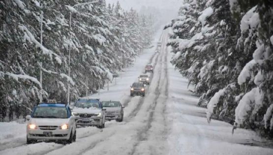 Bariloche se viste de blanco: comienza la temporada de invierno 2025 con expectativas récord