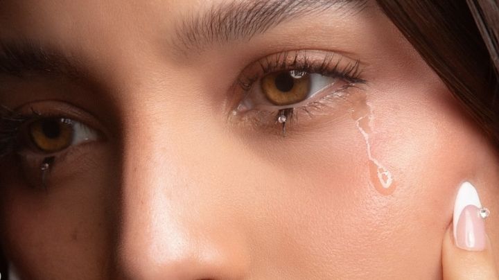 "Perfecta" de Emilia y la Mirada Argentina sobre la Belleza: Más Allá de los Estereotipos
