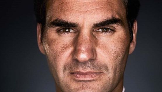 Roger Federer: La Elegancia a Flor de Piel del Tenista que Conquistó el Mundo con su Genio y su Humanidad