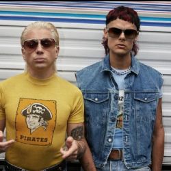 Ca7riel y Paco Amoroso: la dupla que revoluciona la música urbana argentina