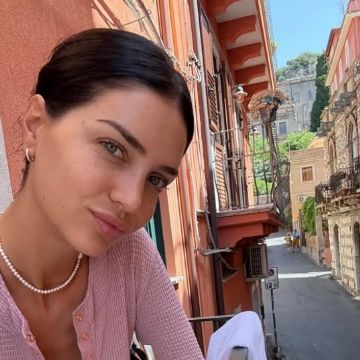 Zaira Nara y la Yerba Mate: Un Análisis del Éxito de una Influencer que Conquista el Mercado de una Tradición con Marketing y Estilo Propio